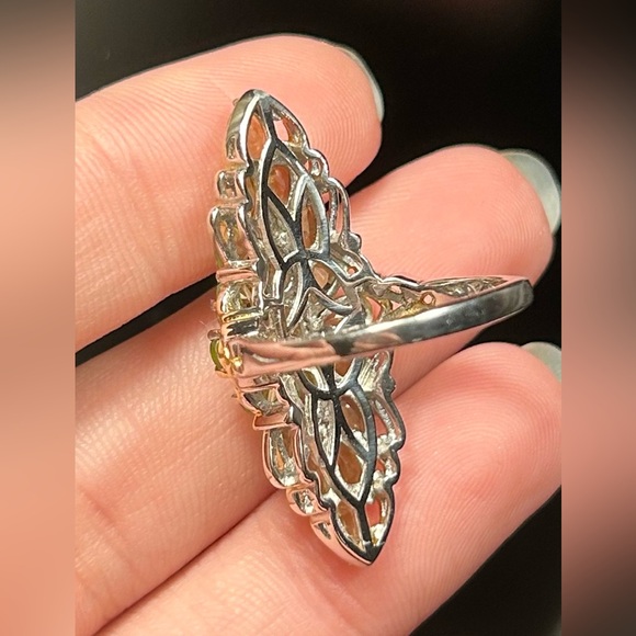 SOLD - Peridot In Platinum Plated Sterling Silver & Gold Vermeil - SOLD - Picture 4 of 10